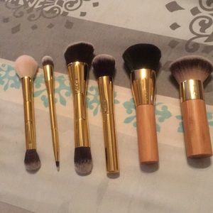 Tarte Brush Set with Case